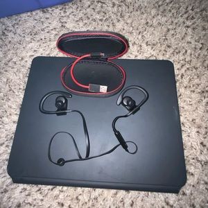 Powerbeats 2 by Dre